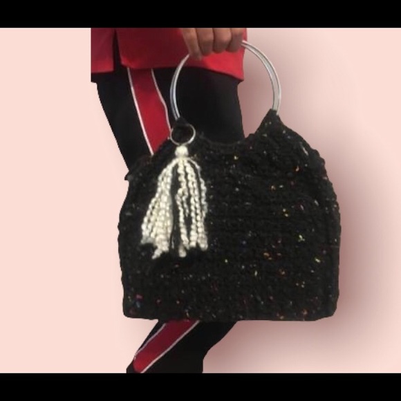 Crochet Hand-Bag - Picture 5 of 5